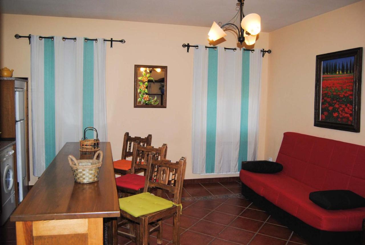 Apartamentos La Bodega Del Abuelo Bujalaro 외부 사진